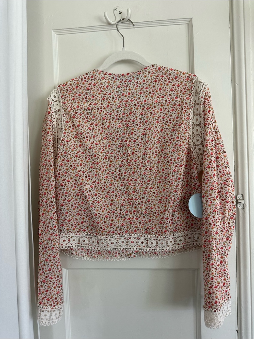 Hill House Petite Floral Crochet-Trim top in Pink and Cream - Picture 3 of 4